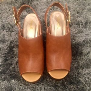 Tan chunky heels